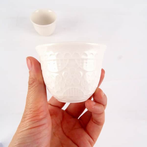 Basic White Embossment Ceramic Gawa Cup: CA0025